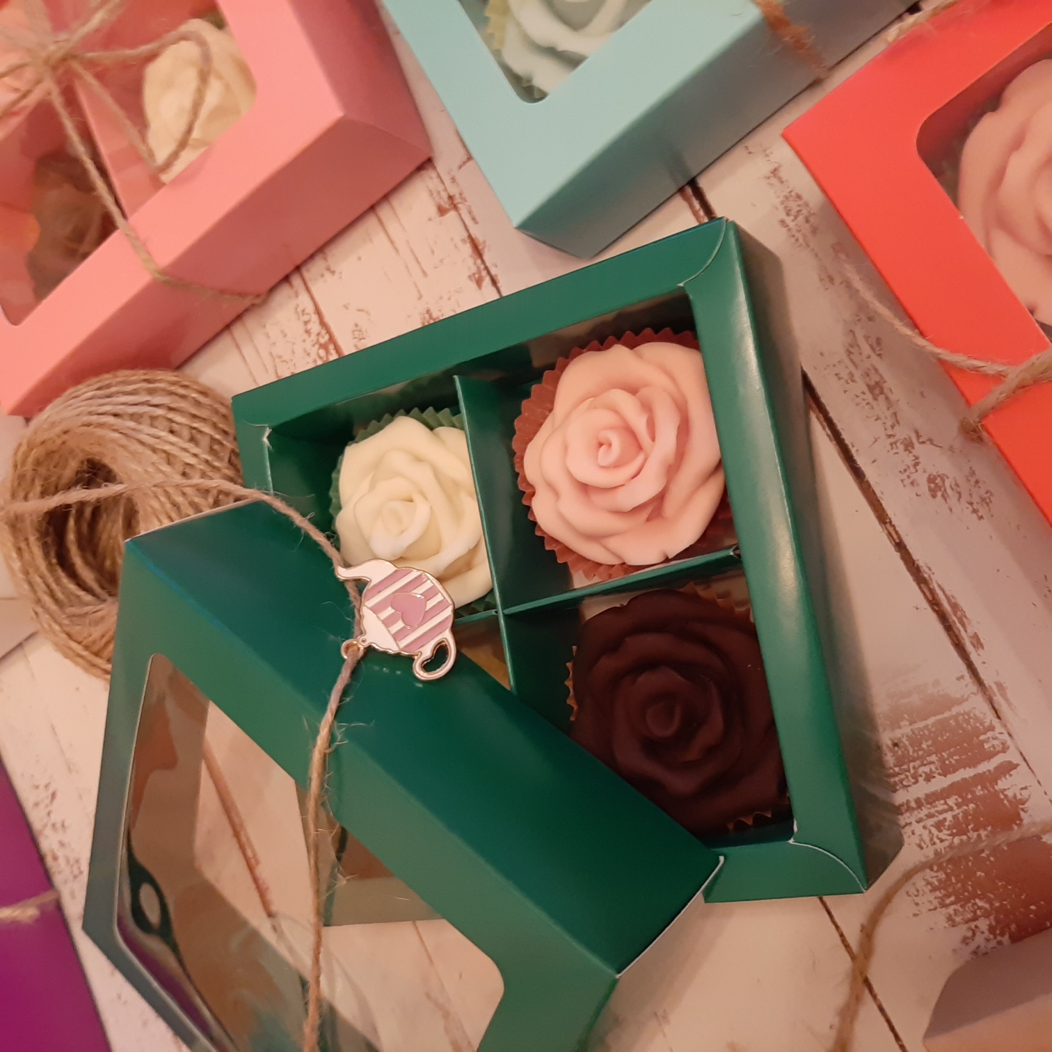 Фотография покупателя товара Коробка для конфет с окном, крафт 12,5 х 12,5 х 3,5 см - Фото 21