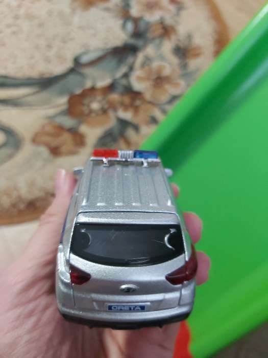 Фотография покупателя товара Машина металлическая Hyundai Creta «Полиция», 12 см, световые и звуковые эффекты, открываются двери