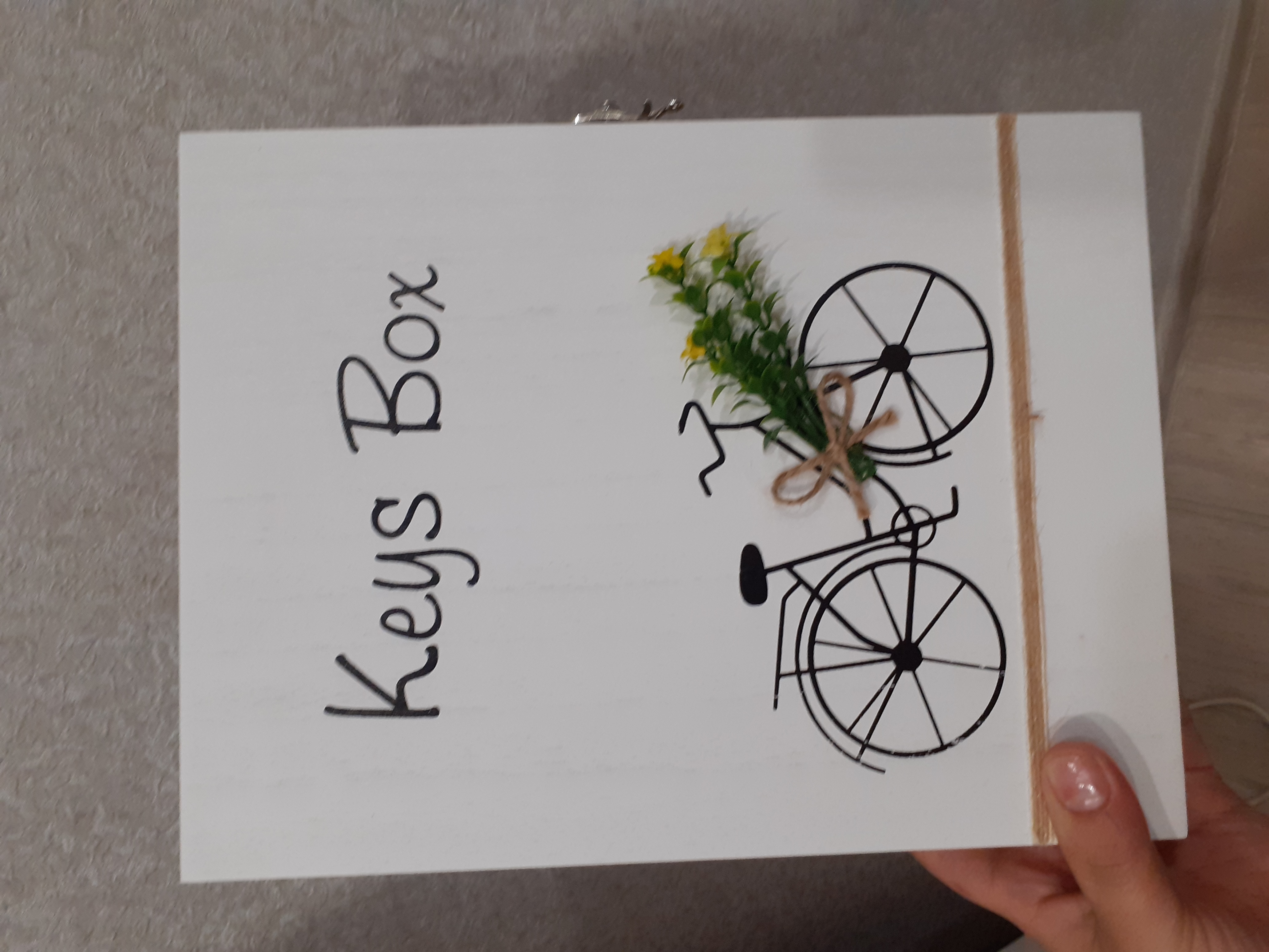 Фотография покупателя товара Ключница дерево 6 крючков "Велосипед с цветами" 26х19,5х5,5 см - Фото 7