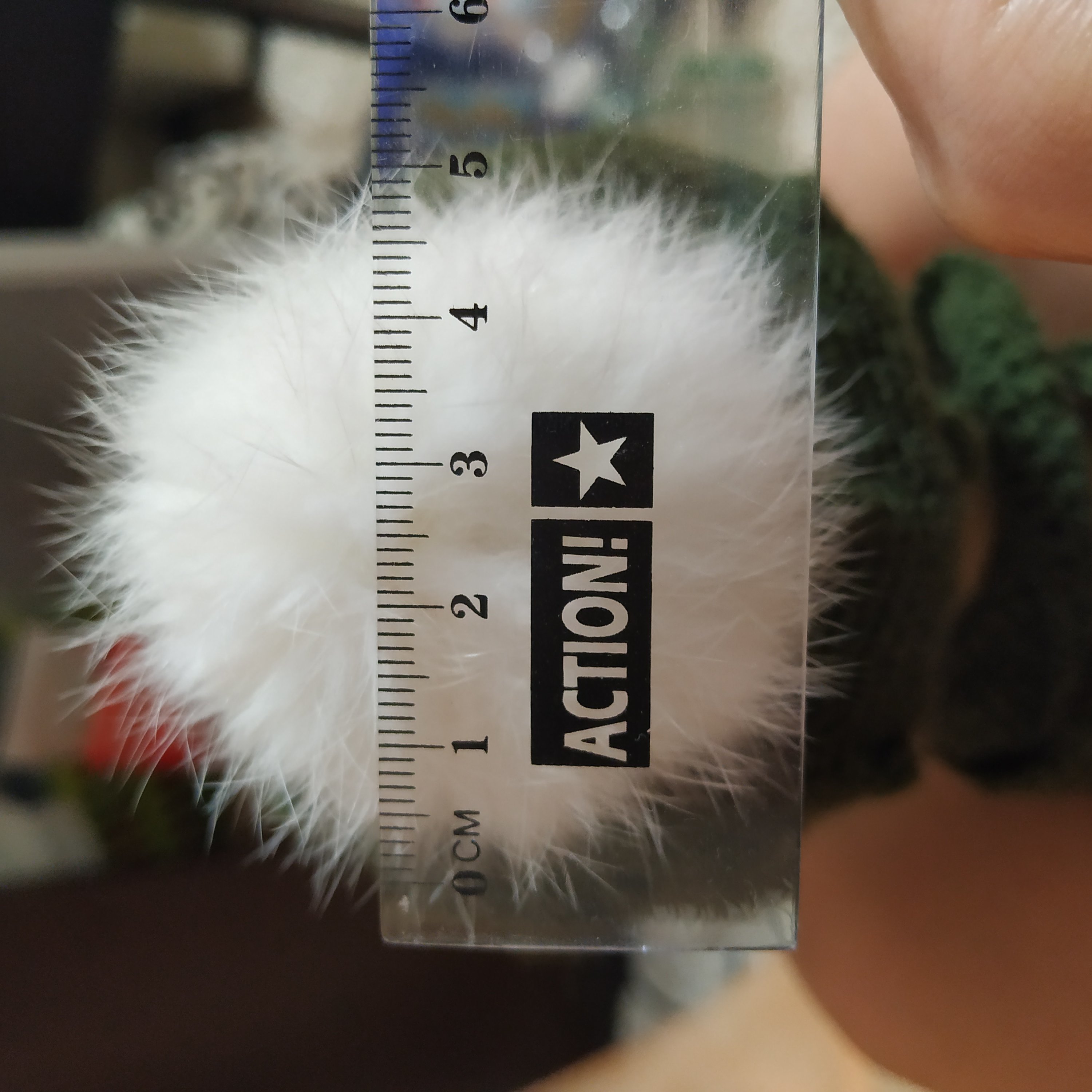 Фотография покупателя товара Помпон из натурального меха зайца, размер 1 шт.: 6 см, цвет белый - Фото 3