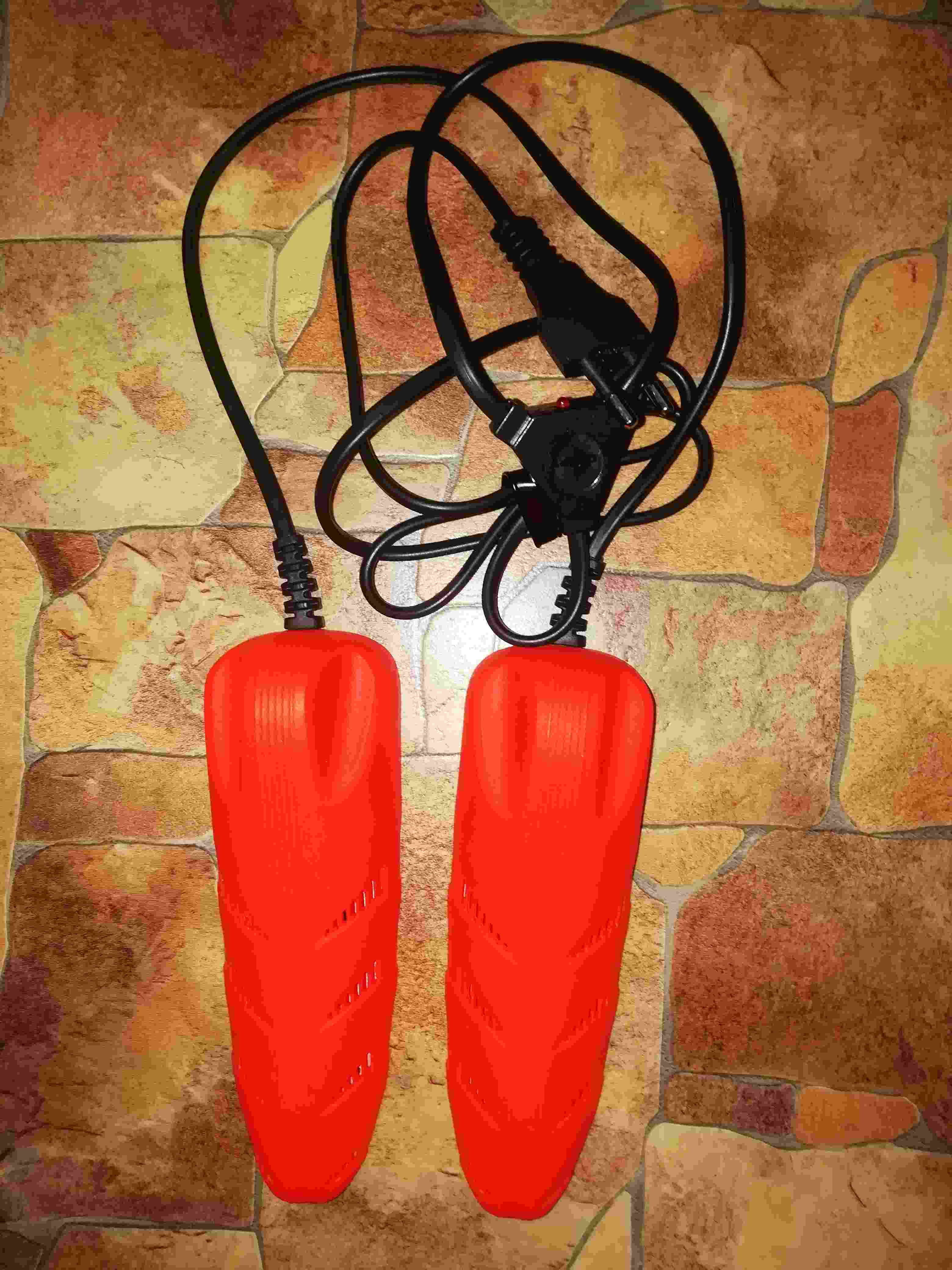 Фотография покупателя товара Сушилка для обуви "Старт" SD04, 12 Вт, 15 см, индикатор, оранжевая - Фото 8