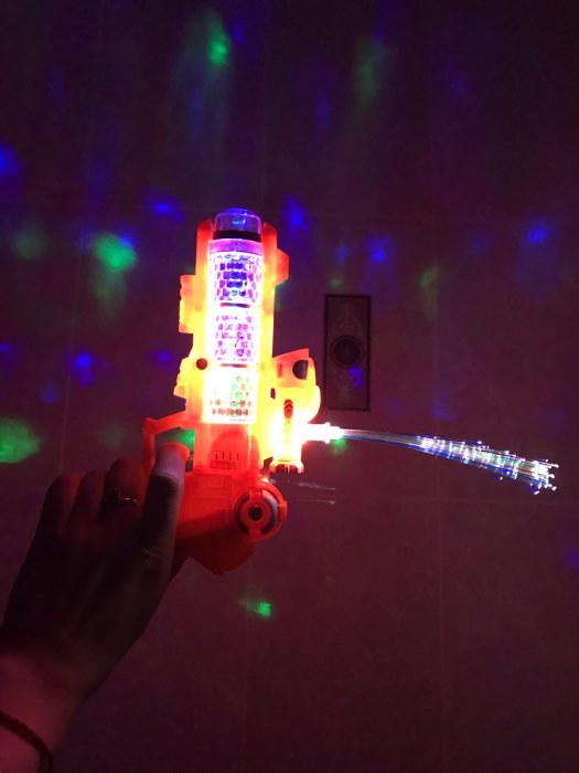Фотография покупателя товара Пистолет «Карнавал», световые и звуковые эффекты - Фото 1