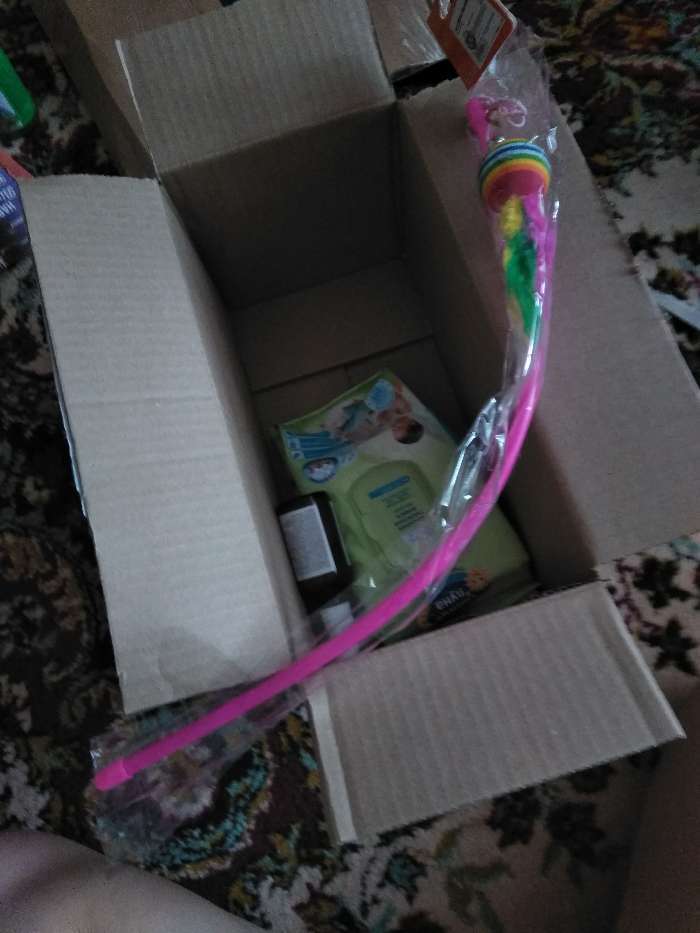 Фотография покупателя товара Дразнилка с цветным шариком и перьями, 49 см, палочка микс цветов - Фото 5