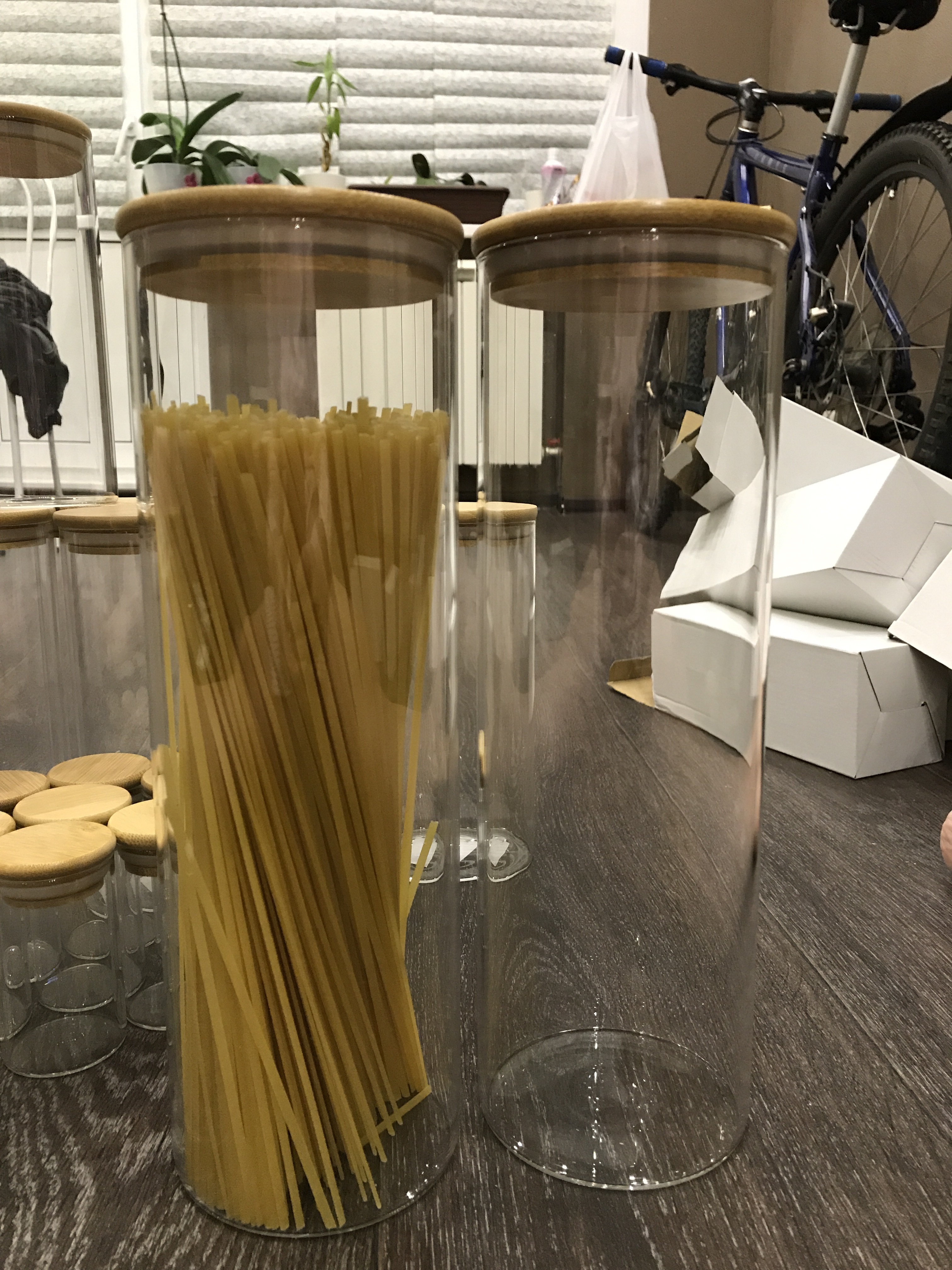 Фотография покупателя товара Банка стеклянная для сыпучих продуктов с бамбуковой крышкой «Эко», 2,2 л, 10×30,5 см