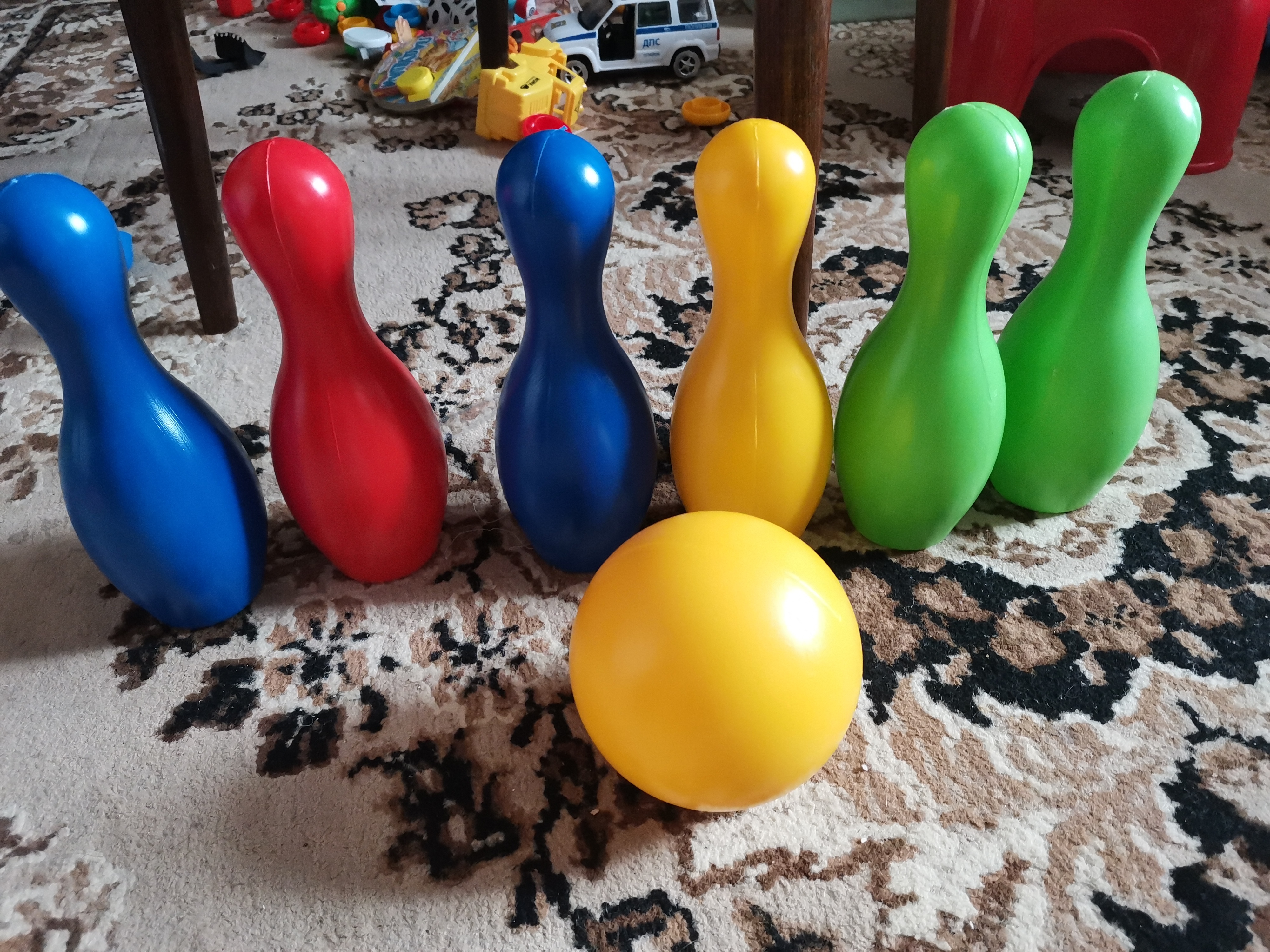 Фотография покупателя товара Детский игровой набор "Боулинг": 6 кеглей 21 х 7 см, 2 мяча d-6.5 см