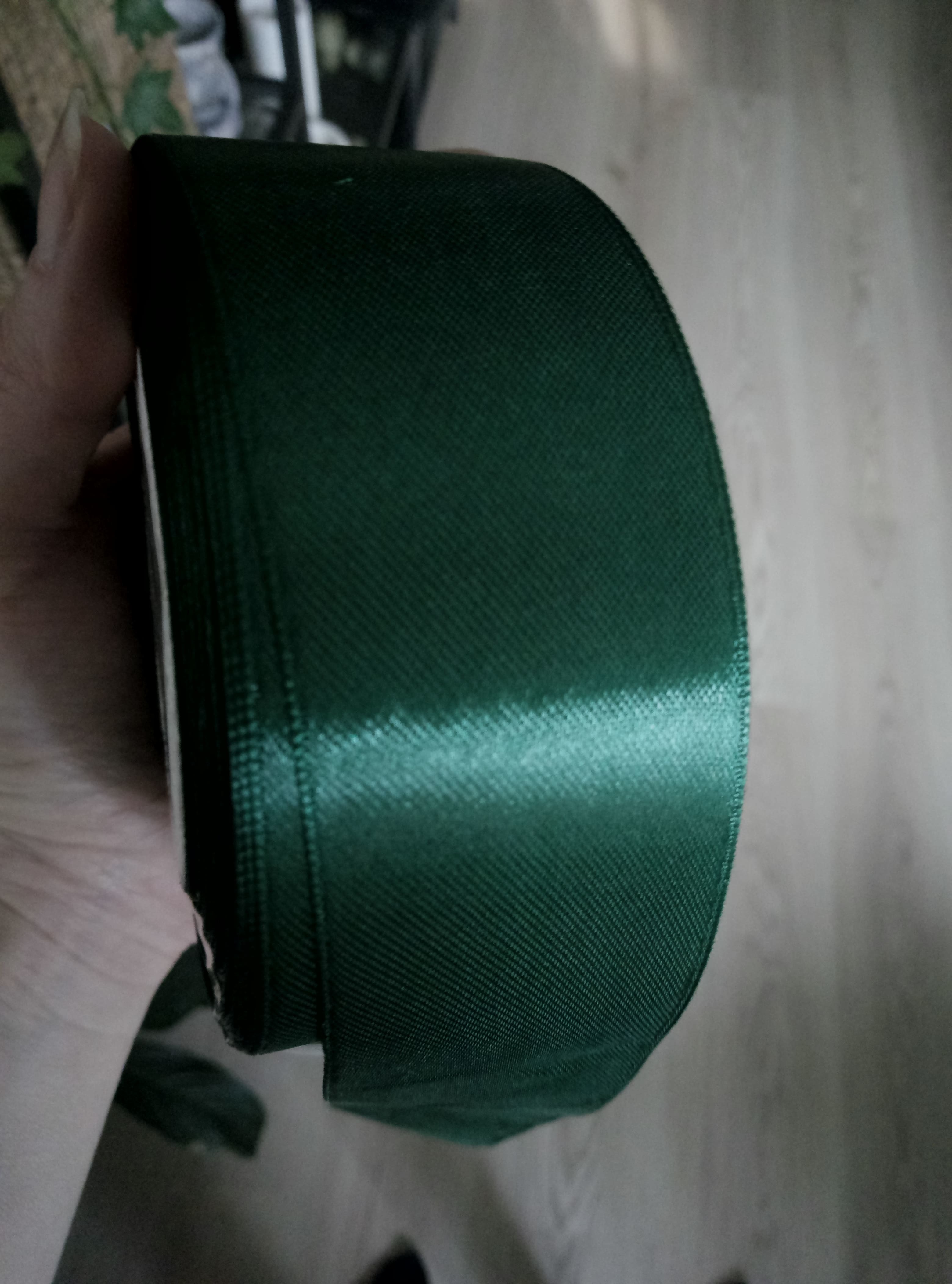 Фотография покупателя товара Лента атласная, 40 мм × 23 ± 1 м, цвет тёмно-зелёный №128