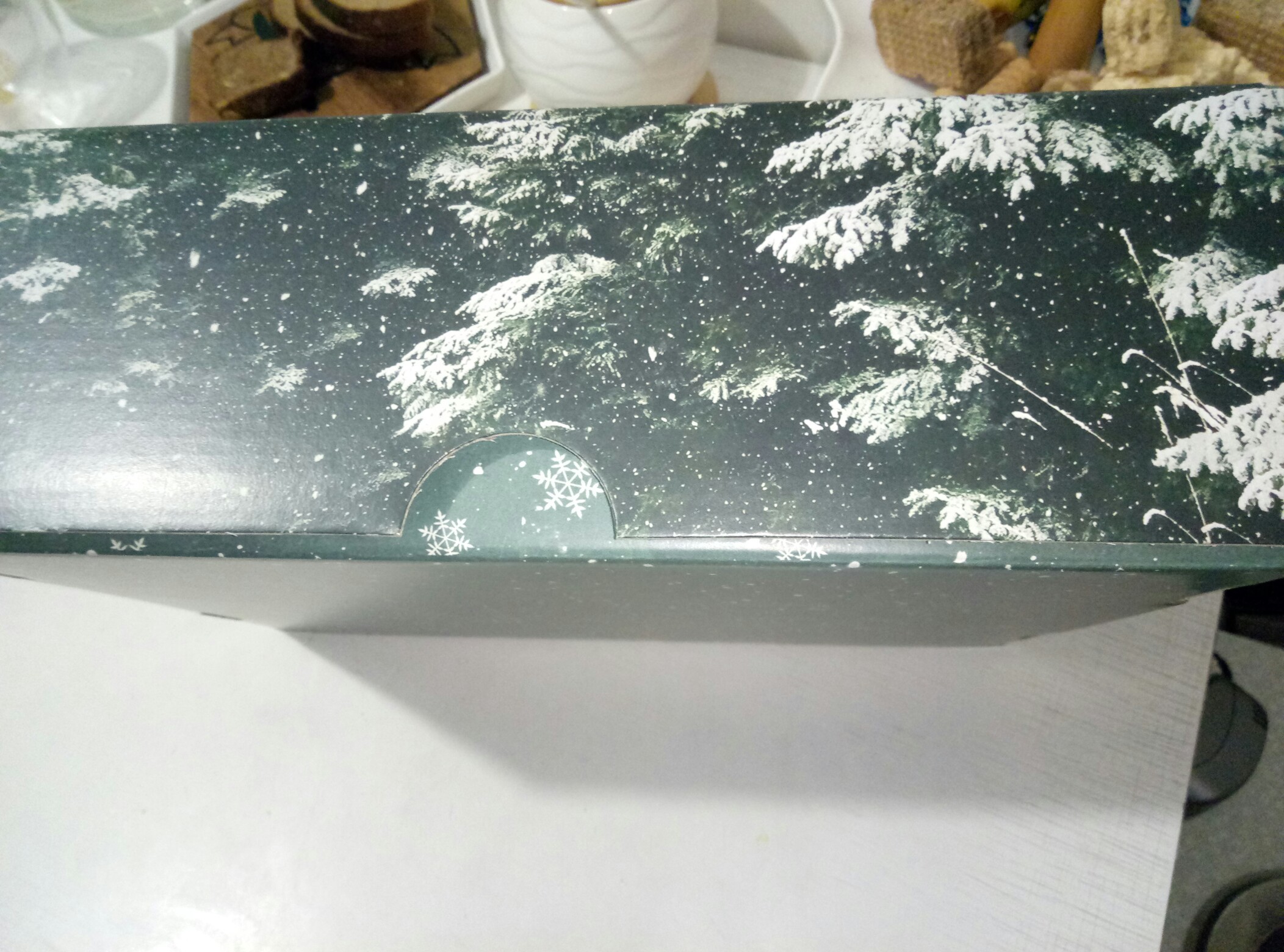 Фотография покупателя товара Коробка складная «Зимняя сказка», 30.7 × 22 × 9.5 см - Фото 3