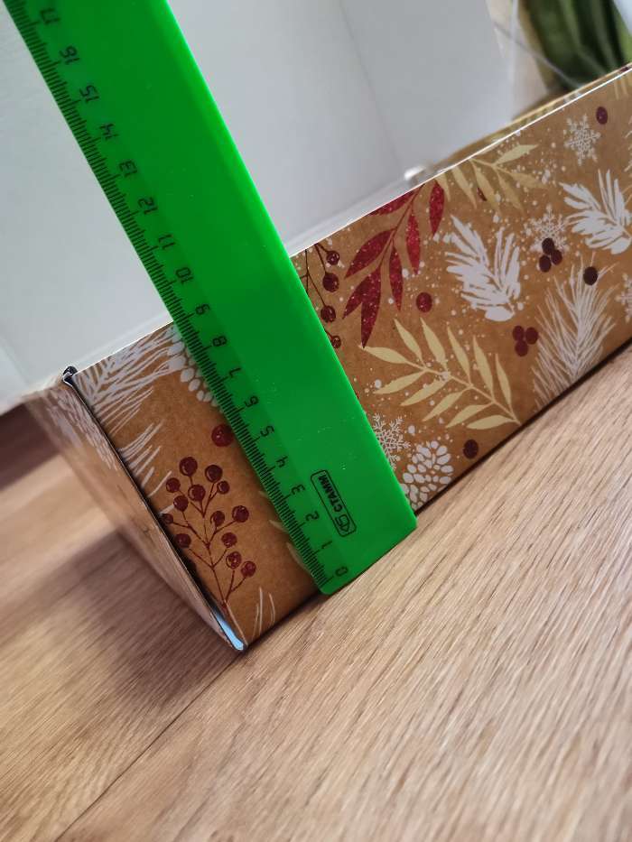 Фотография покупателя товара Складная коробка «Новогодний», 30,7 × 22 × 9,5 см - Фото 6