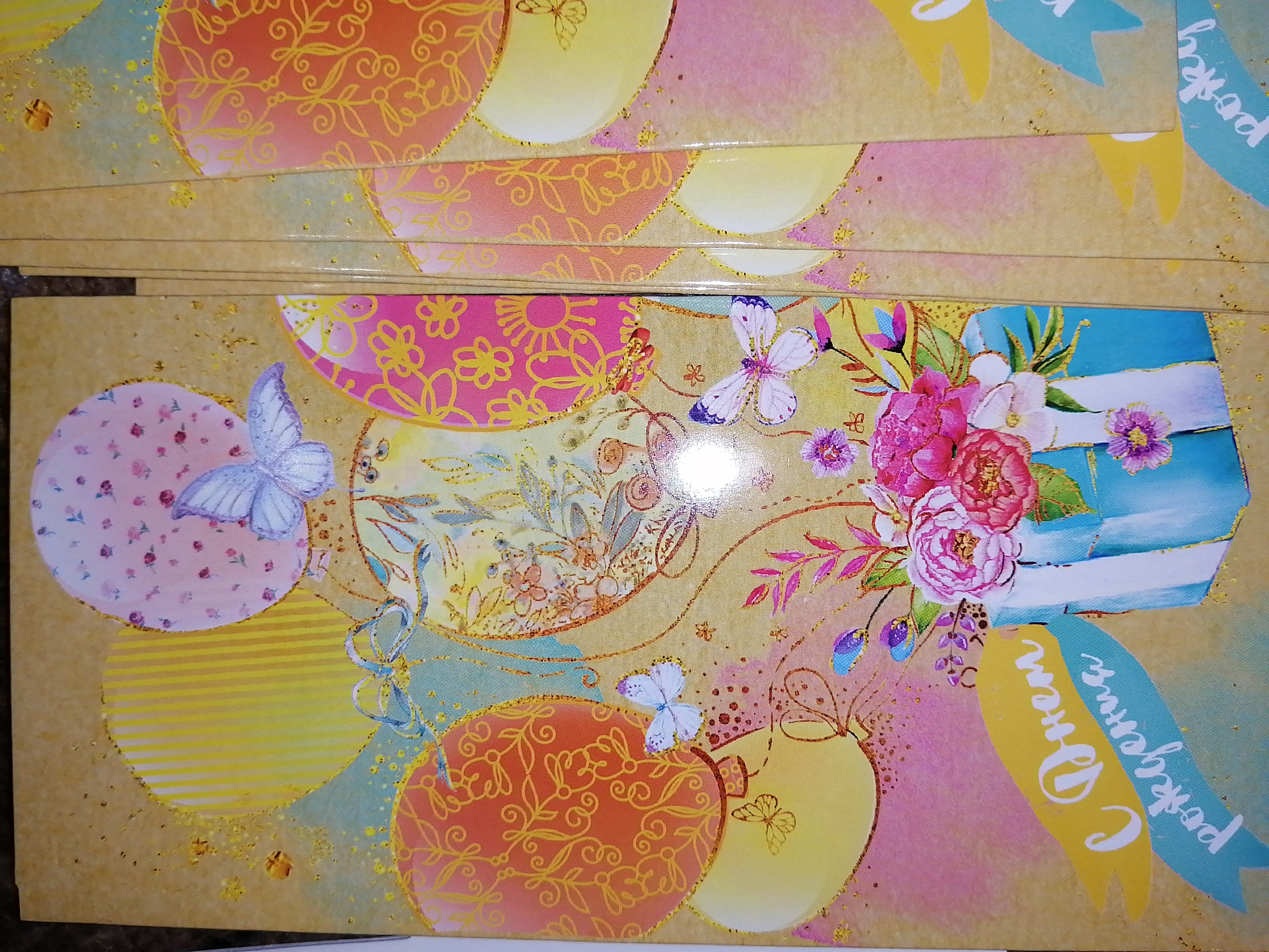Фотография покупателя товара Конверт для денег «Коробка с цветами», фактурная бумага ВХИ, 16,5 × 8 см - Фото 2