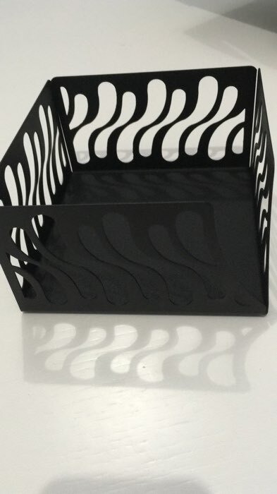 Фотография покупателя товара Салфетница «Волна», 12,5×12,5×7 см, цвет чёрный - Фото 4