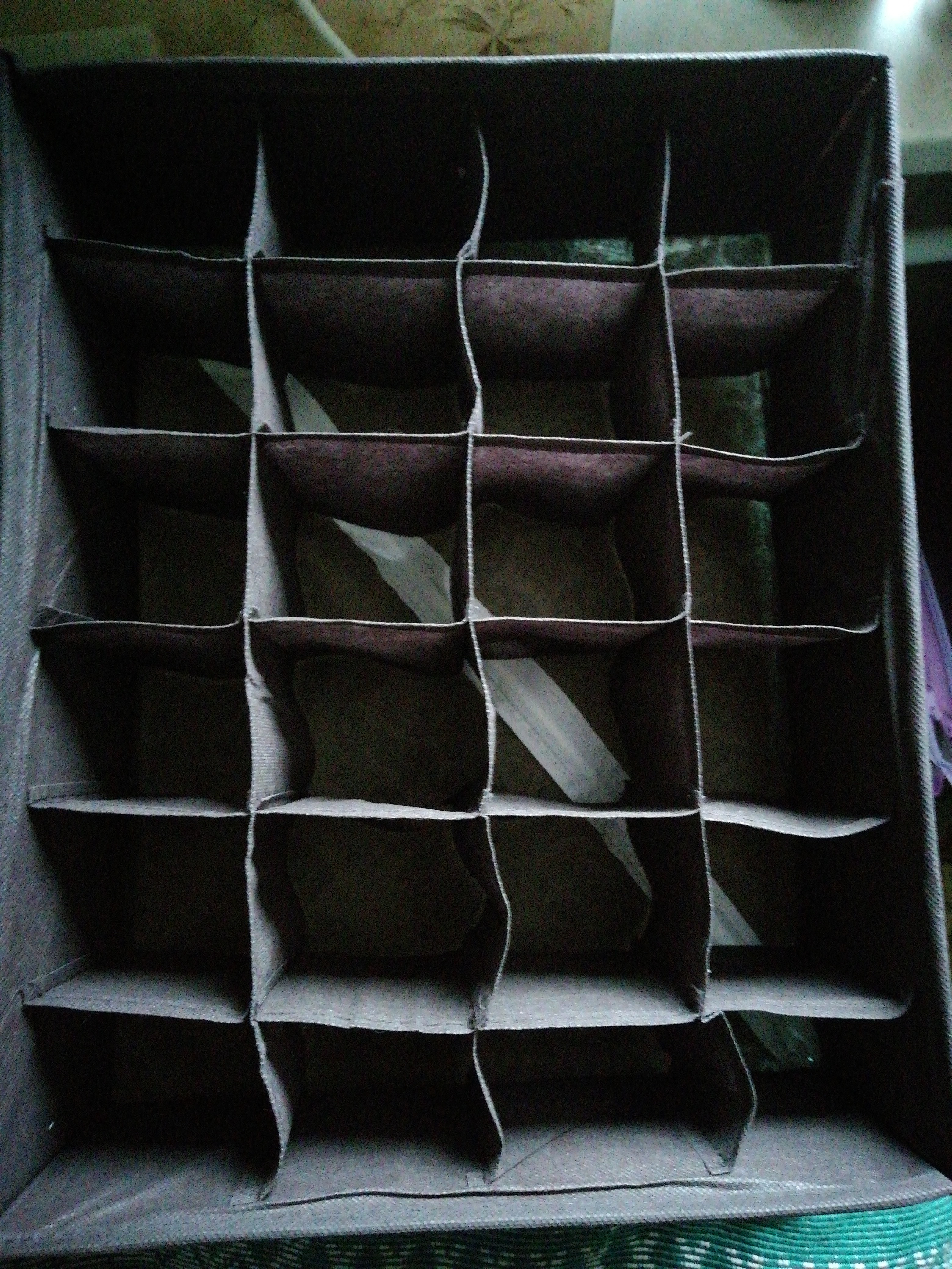 Фотография покупателя товара Органайзер для хранения белья «Вензель», 24 отделения, 38×30×12 см, цвет коричнево-бежевый
