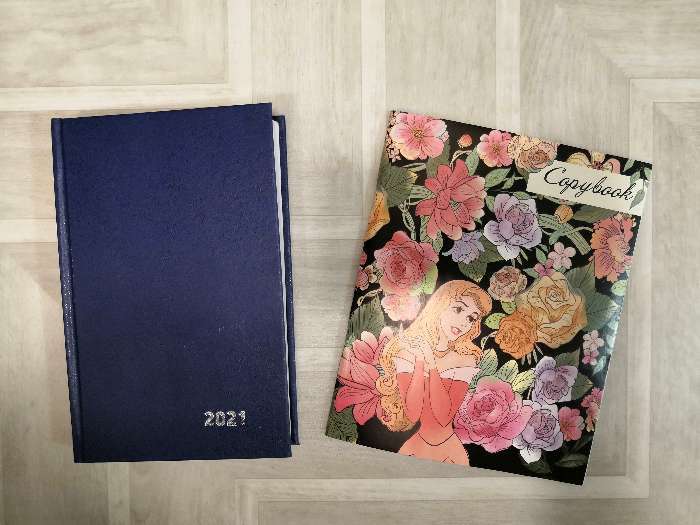 Фотография покупателя товара Ежедневник датированный А5 на 2022 г, 168 листов, обложка бумвинил, синий