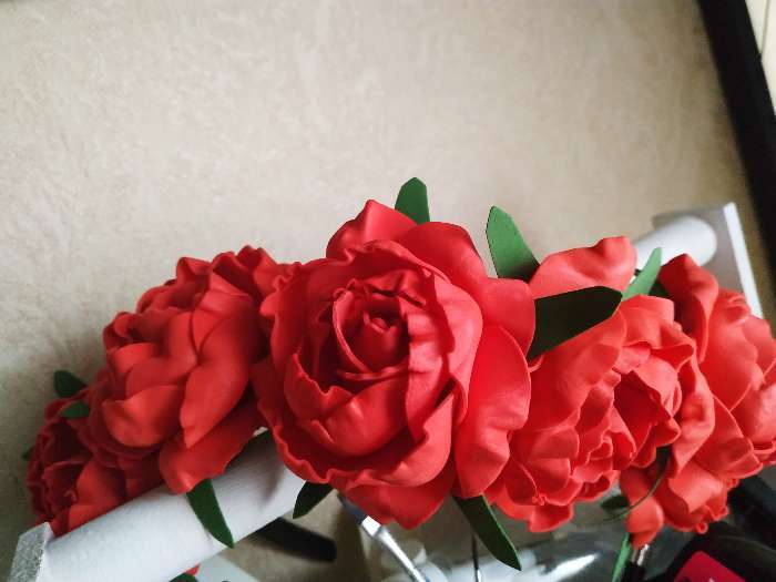 Фотография покупателя товара Букет "Объёмный цветок" 7 цветков, красный - Фото 4