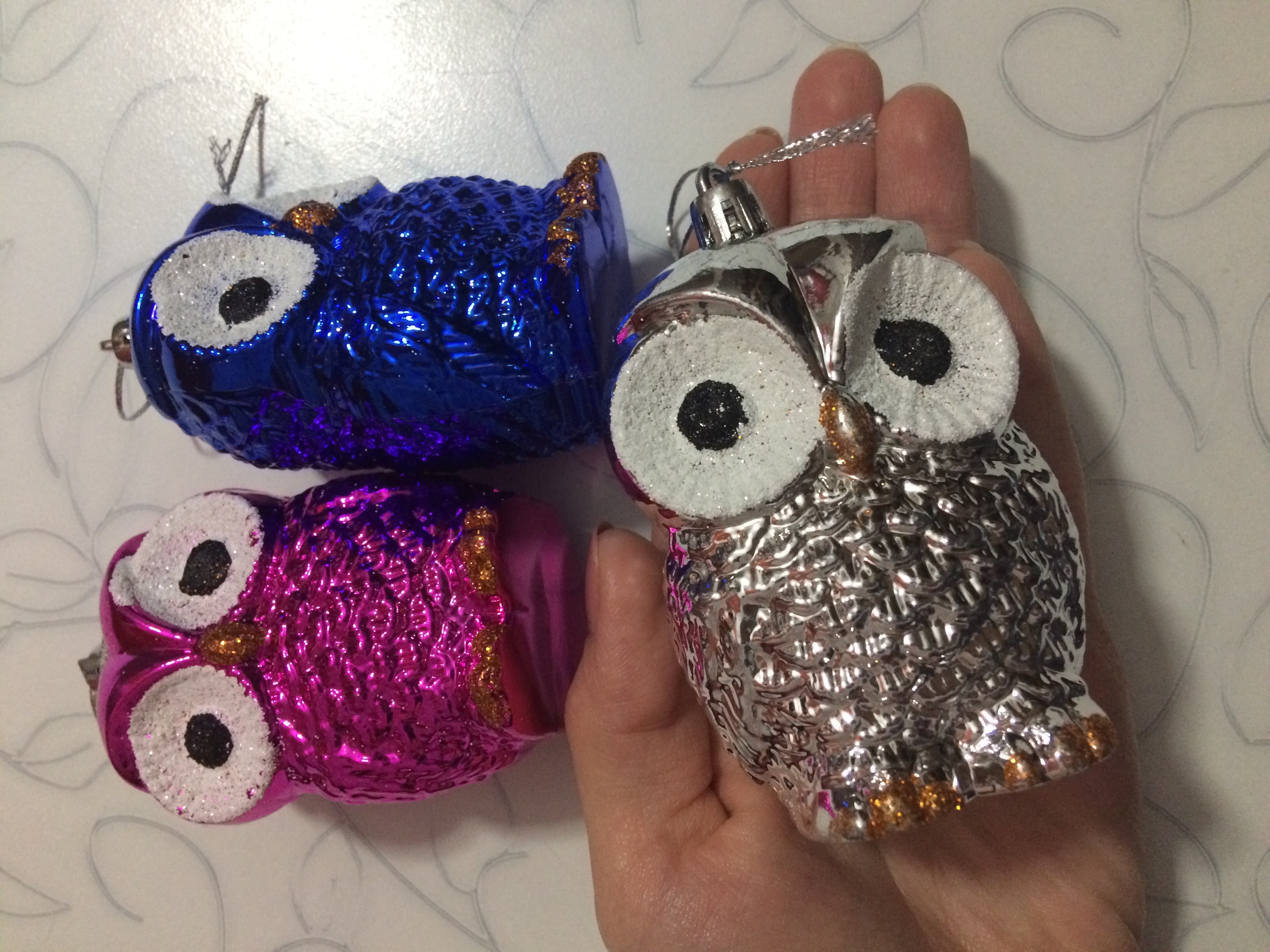 Фотография покупателя товара Ёлочные игрушки 3 шт. «Зимнее волшебство. Цветные совушки» пластик, 9 см, МИКС - Фото 13