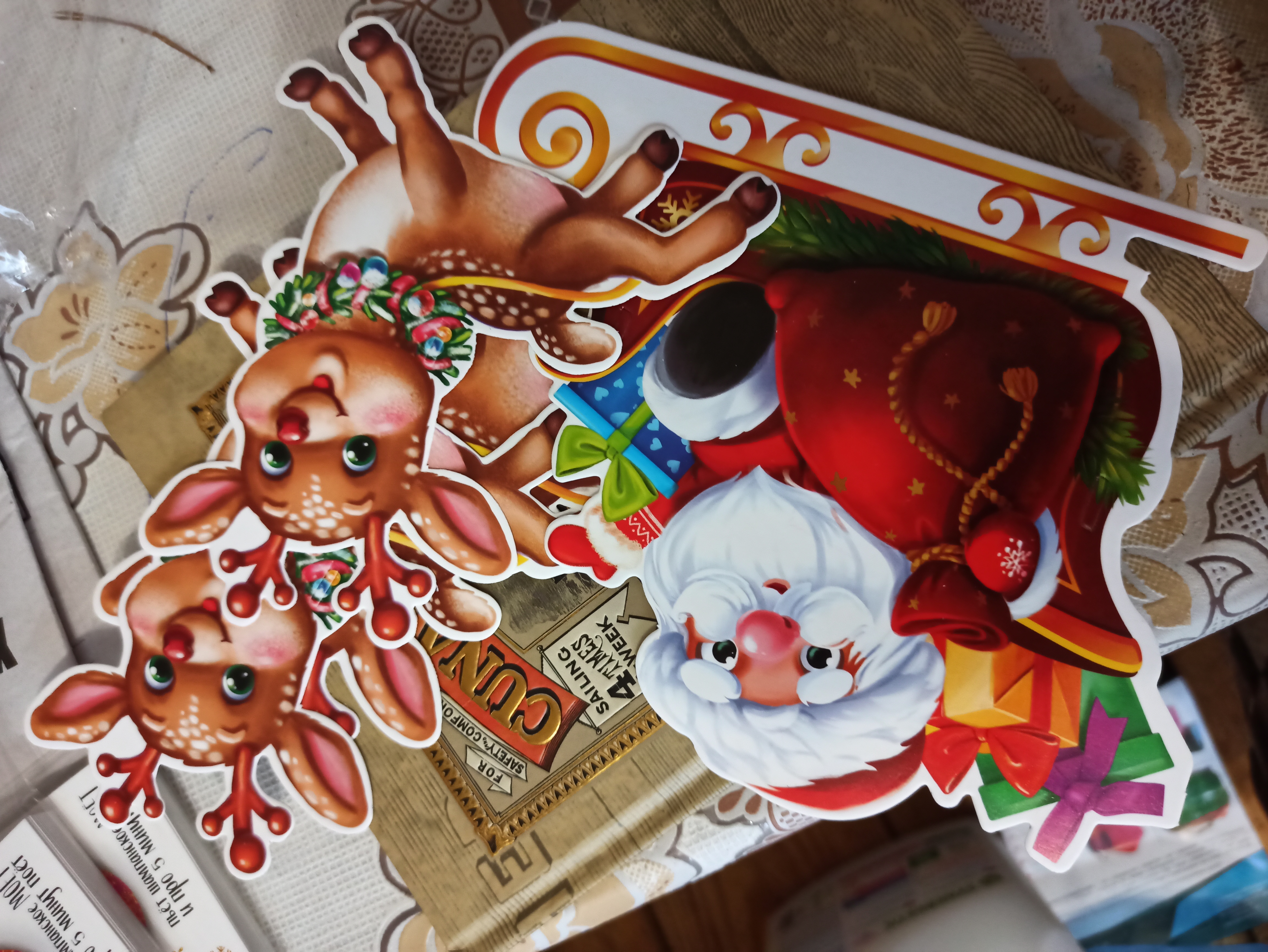 Фотография покупателя товара Набор новогодних плакатов для оформления «Яркий праздник», на Новый год, 9 предметов