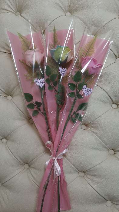 Фотография покупателя товара Пакет для цветов конус "Для розы", прозрачный - розовый, 15 х 80 см - Фото 2