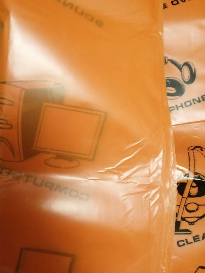 Фотография покупателя товара Пакет "Электроника оранжевый", полиэтиленовый, майка, 40 х 63 см, 16 мкм