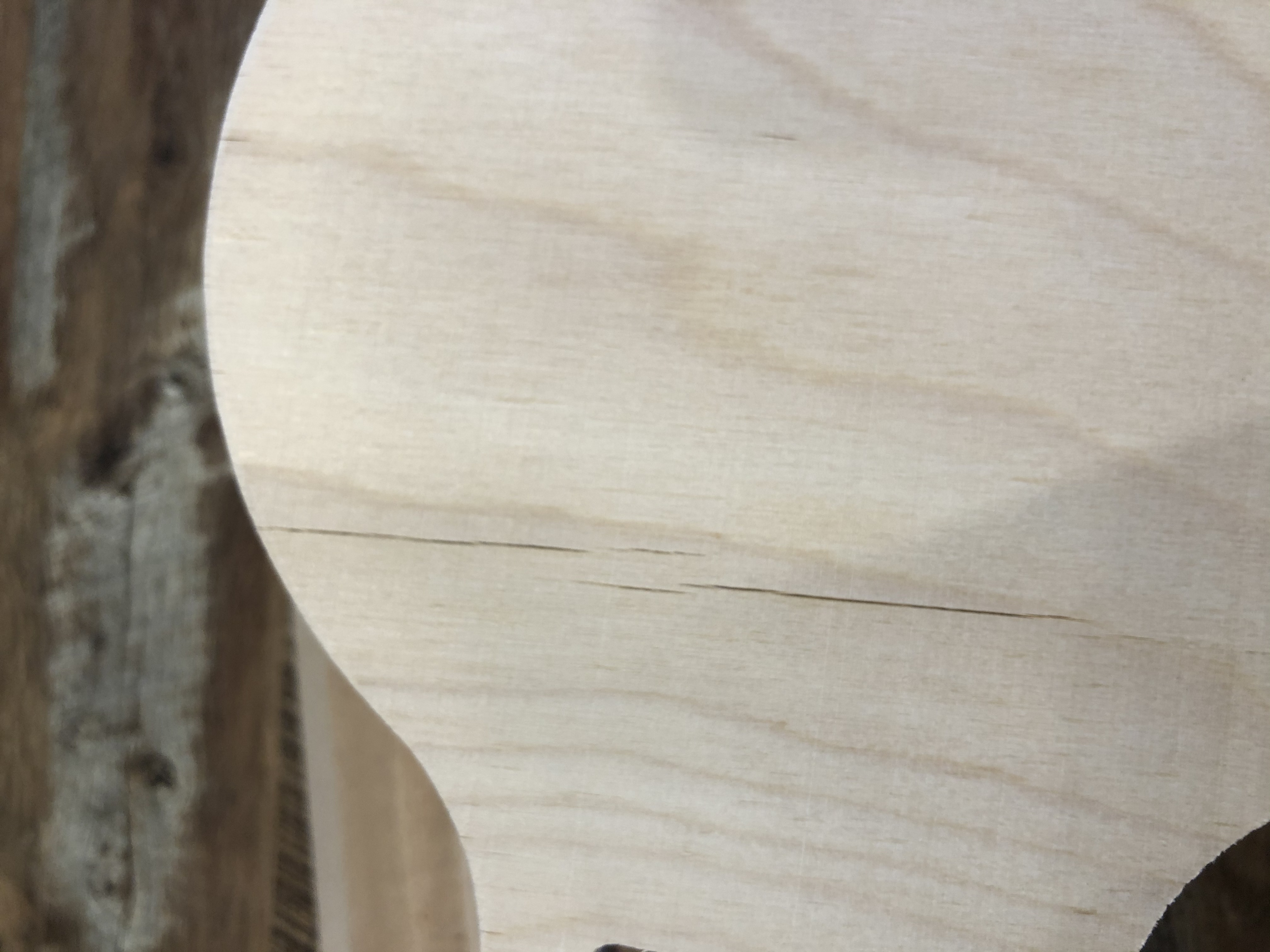 Фотография покупателя товара Доска разделочная деревянная "Овальная", С ручкой, 23,5×19×0,3 см - Фото 3