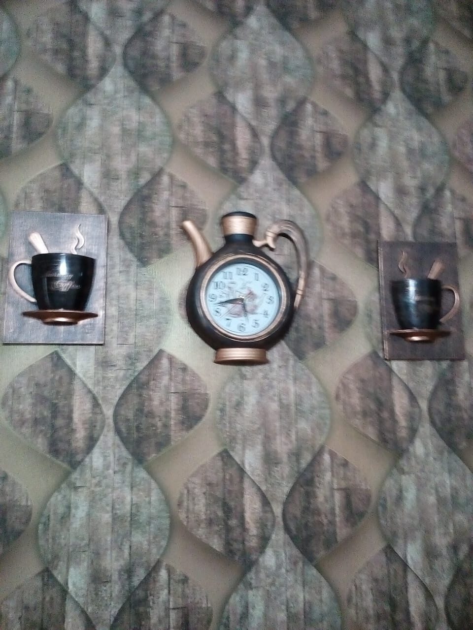 Фотография покупателя товара Часы настенные интерьерные для кухни "Сангино", бесшумные, 26.5 х 24 см, черная медь, АА - Фото 10