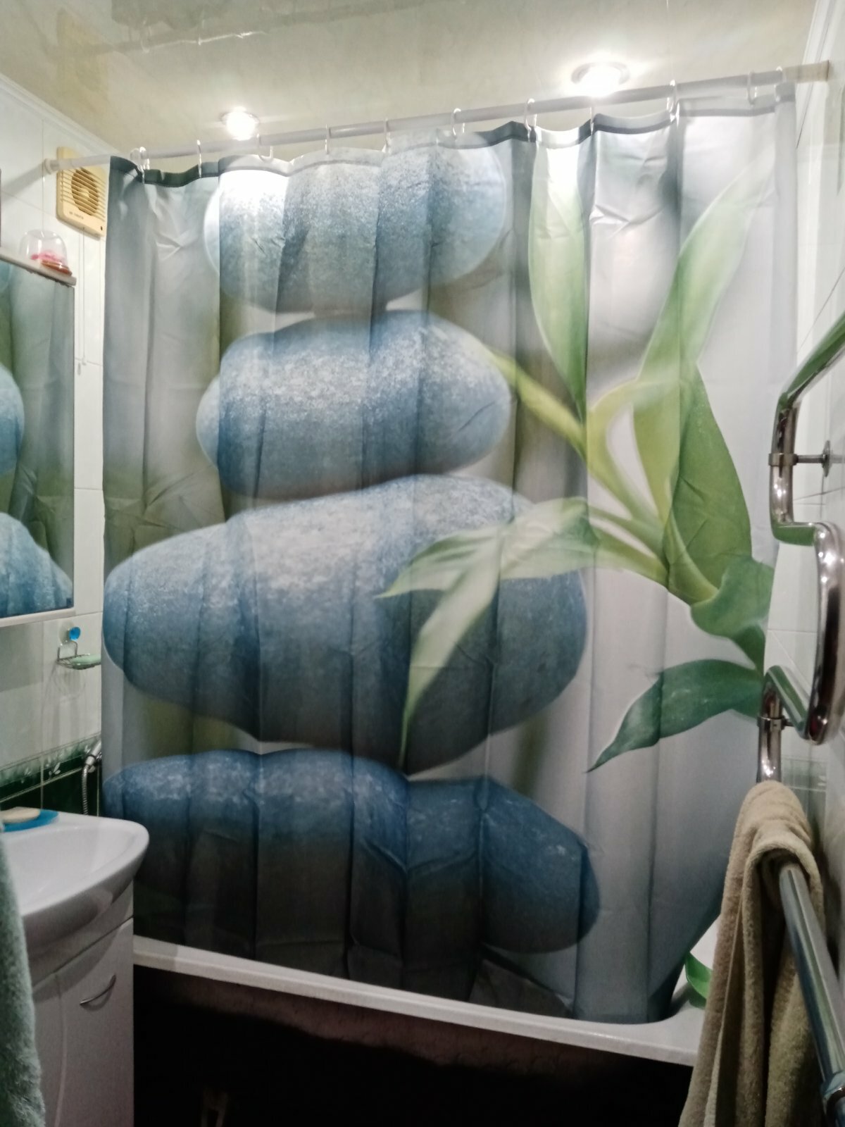 Фотография покупателя товара Штора для ванны Доляна «Камни и бамбук», 180×180 см, полиэстер - Фото 1
