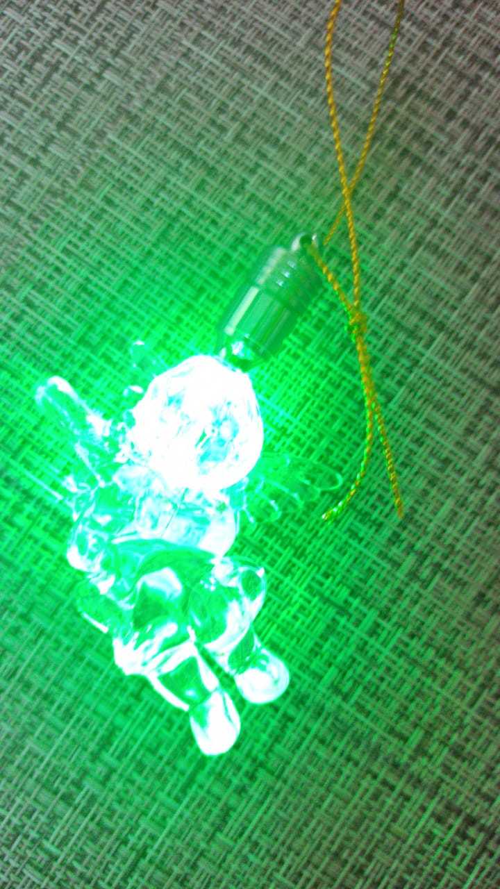 Фотография покупателя товара Подвеска световая "Ангелок" (батарейки в комплекте), 9 см, 1 LED, RGB - Фото 2
