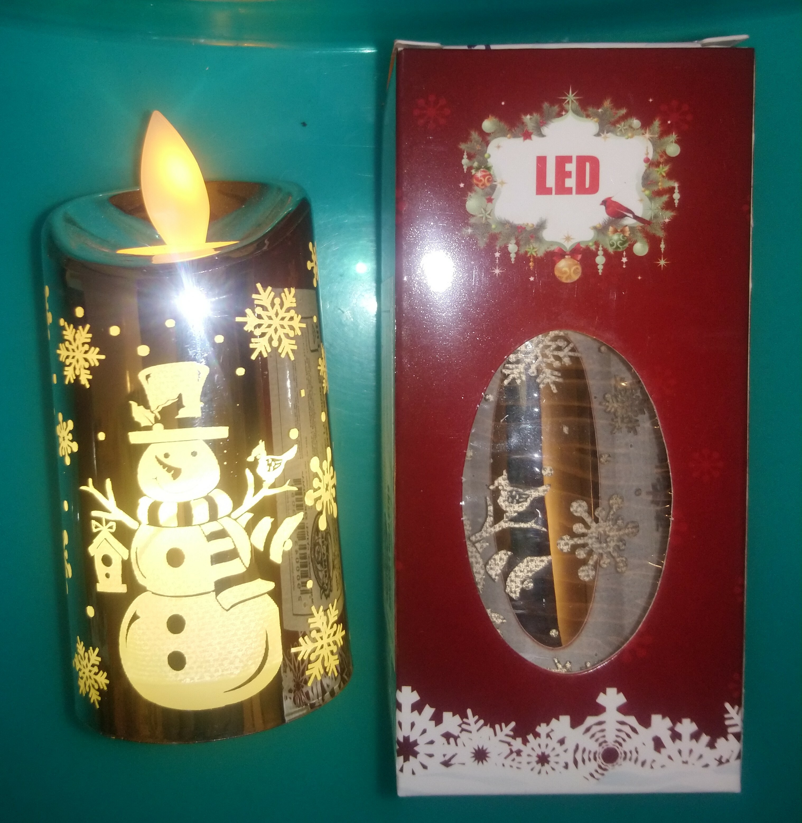 Фотография покупателя товара Светодиодная фигура «Серебристая свеча со снеговиком» 5 × 9 × 5 см, пластик, батарейки AG13х3, свечение тёплое белое - Фото 5
