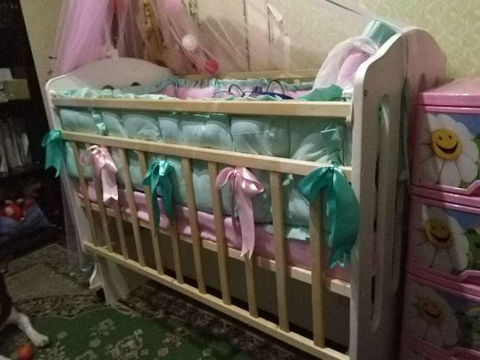 Фотография покупателя товара Детская кроватка «Чудо» на качалке с поперечным маятником, цвет фисташковый - Фото 6