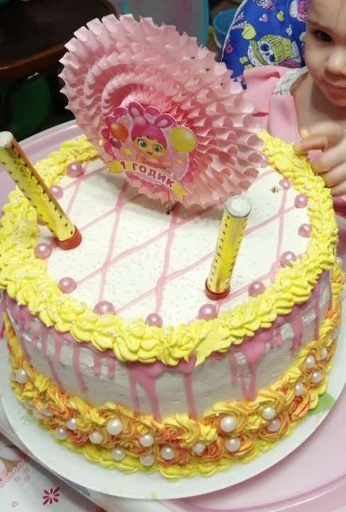 Фотография покупателя товара Украшение для торта «1 годик», малыш, р-р 15 см - Фото 3