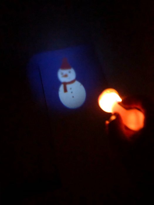 Фотография покупателя товара Проектор-фонарик «Новогодний проектор», световые эффекты, цвета МИКС - Фото 3