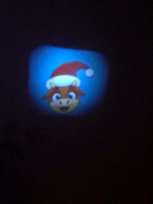 Фотография покупателя товара Проектор-фонарик «Новогодний проектор», световые эффекты, цвета МИКС - Фото 1