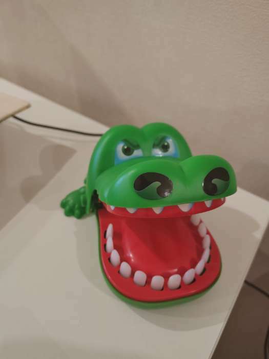 Фотография покупателя товара Настольная игра на реакцию «Безумный крокодил», от 1 игрока, 3+ - Фото 1