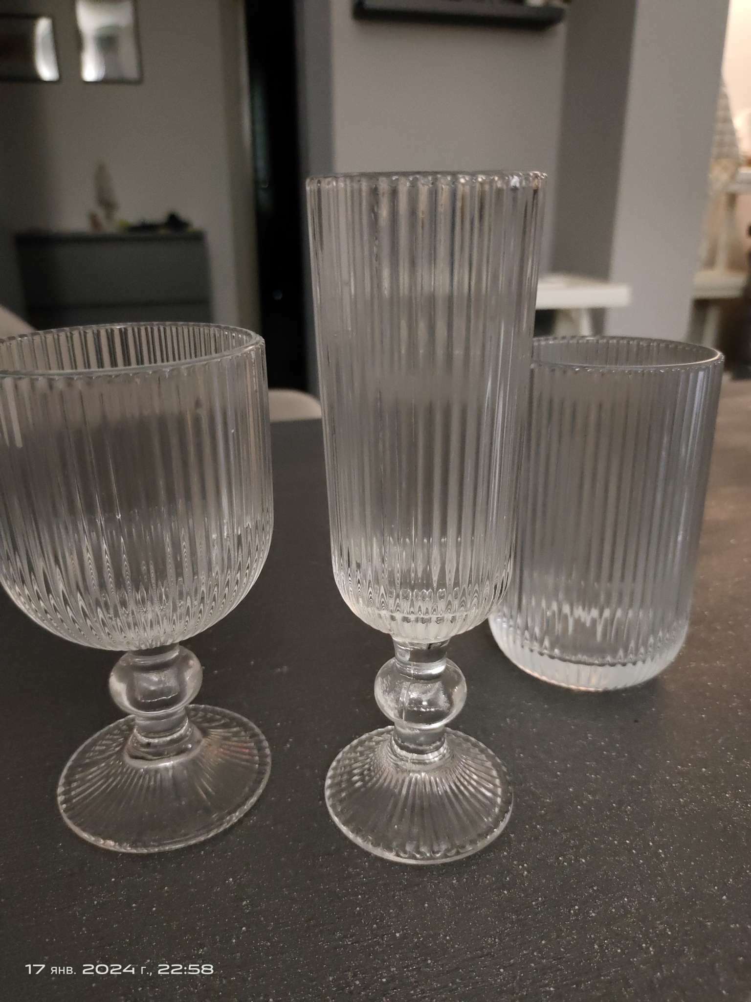 Фотография покупателя товара Бокал из стекла для шампанского Magistro «Грани», 150 мл, 8×14,5 см, цвет сиреневый - Фото 1