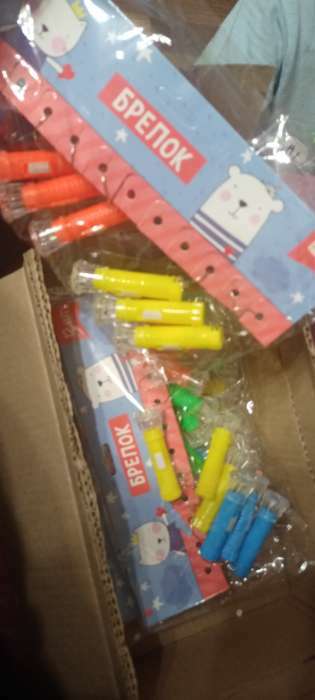 Фотография покупателя товара Фонарик брелок для ключей на кольце «Точки», 6.5×2.3×2.3 см, МИКС - Фото 1