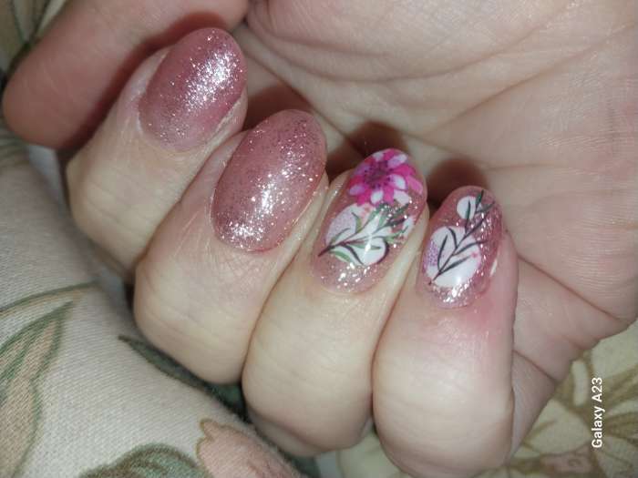 Фотография покупателя товара Гель лак для ногтей, «CHROME», шиммерный, 3-х фазный, 8мл, LED/UV, цвет нежно-розовый (015)
