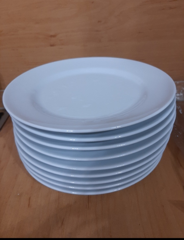 Фотография покупателя товара Тарелка фарфоровая «Идиллия», d=16,5 см, белая