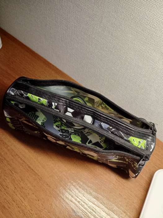 Фотография покупателя товара Пенал-тубус школьный Calligrata «Футбол», на молнии, 2 отделения, МИКС - Фото 3