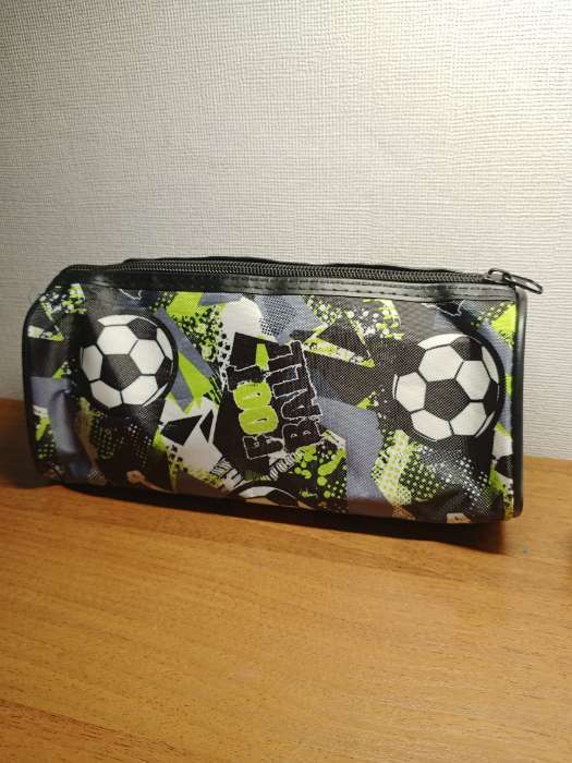Фотография покупателя товара Пенал-тубус школьный Calligrata «Футбол», на молнии, 2 отделения, МИКС - Фото 2