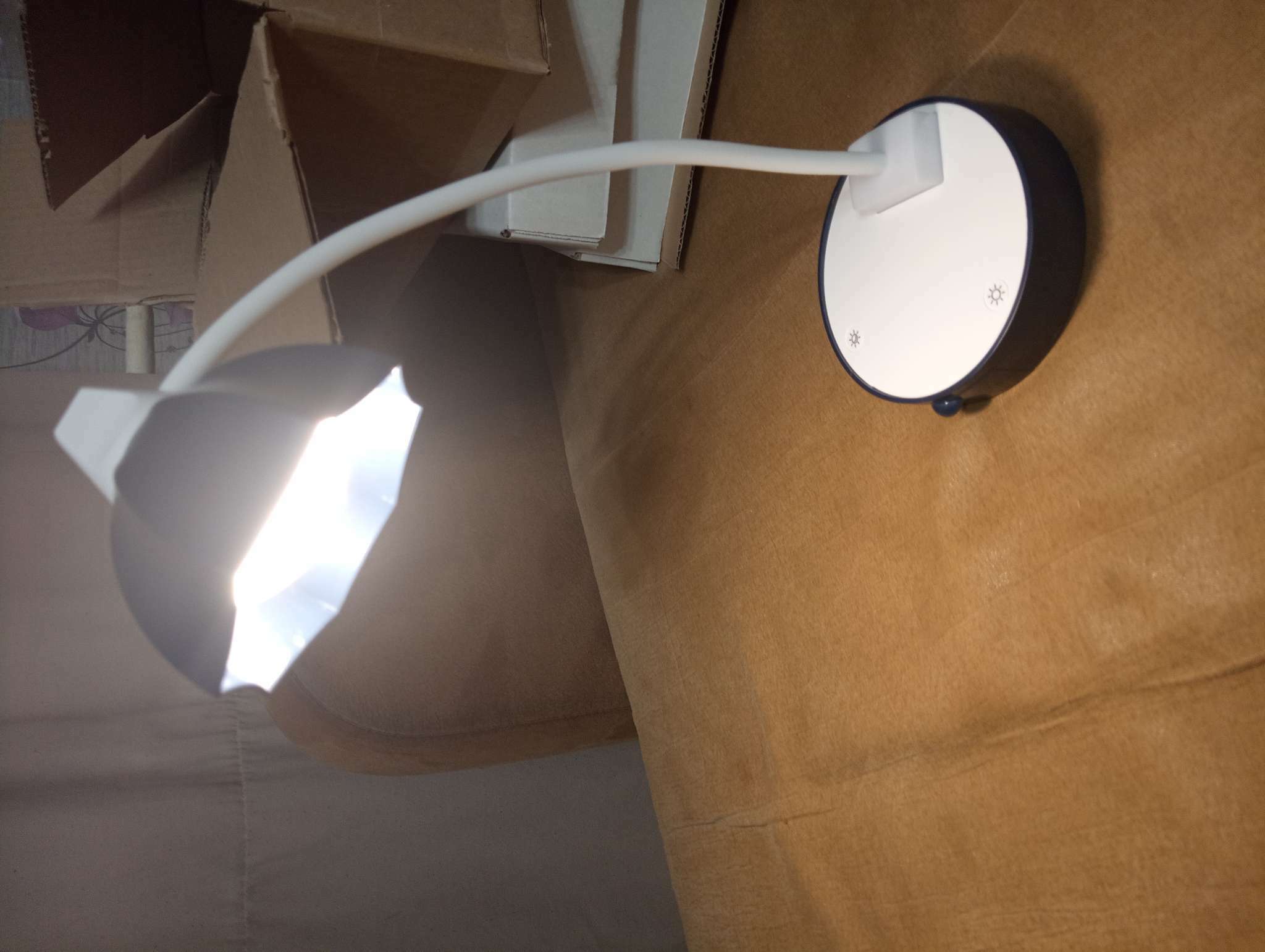Фотография покупателя товара Настольная лампа сенсорная 16847/1BL LED 2Вт USB АКБ синий 11х11х33 см RISALUX - Фото 2