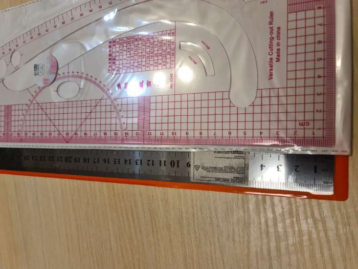 Фотография покупателя товара Лекало портновское метрическое «Сапог», 45 × 13 см, толщина 0,5 мм, цвет прозрачный