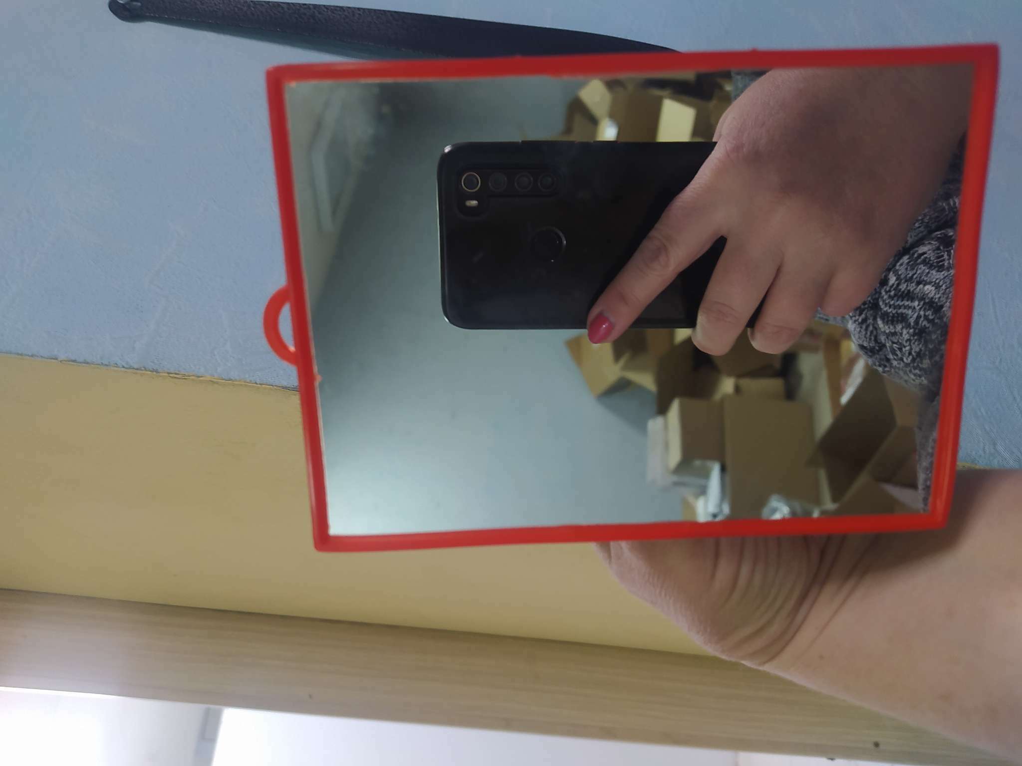 Фотография покупателя товара Зеркало настольное - подвесное, зеркальная поверхность 9,2 × 13 см, цвет МИКС