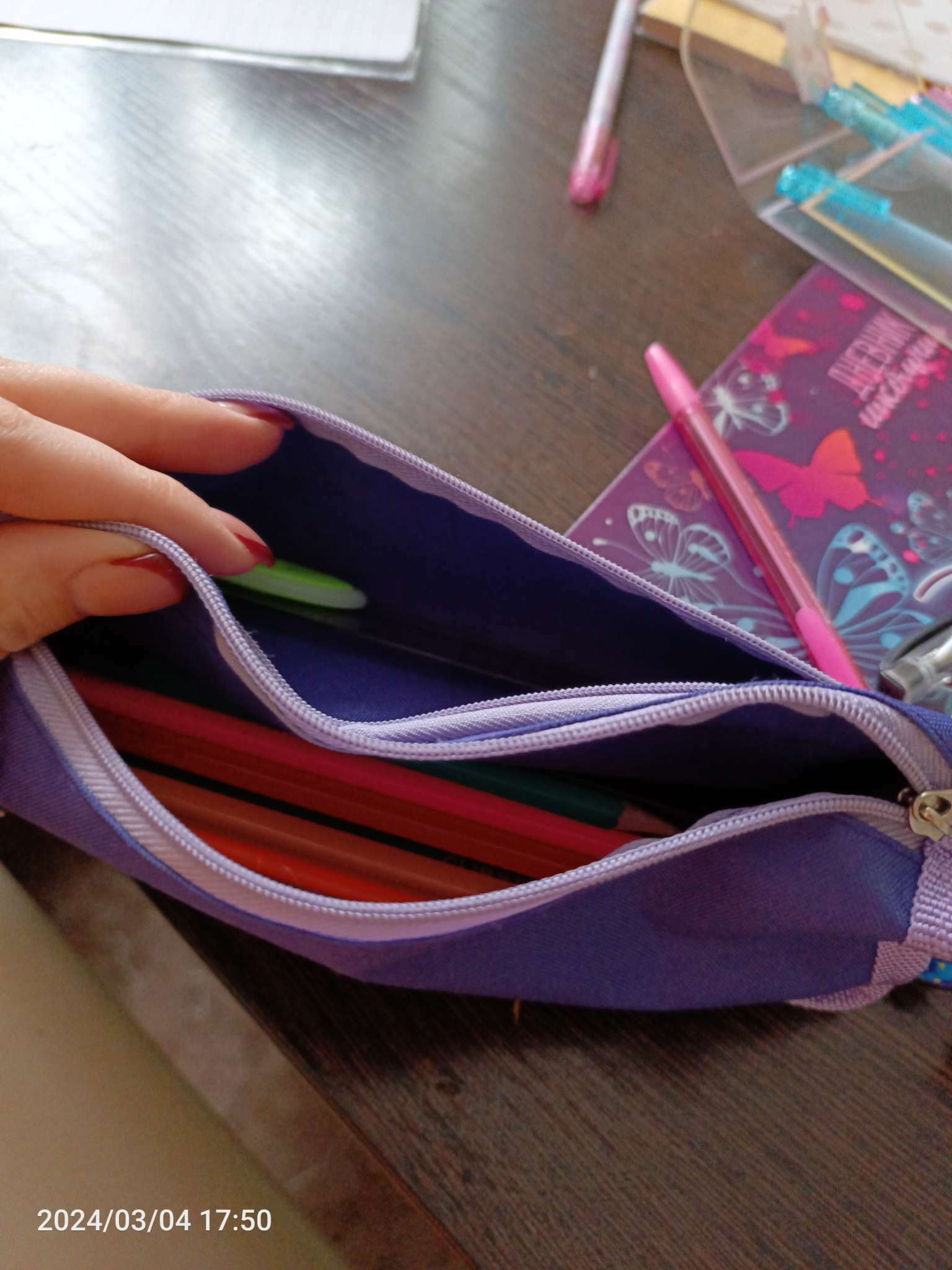 Фотография покупателя товара Пенал школьный, текстиль, 2 отделения, 22×10×7 см «Пиксельный мир» - Фото 4