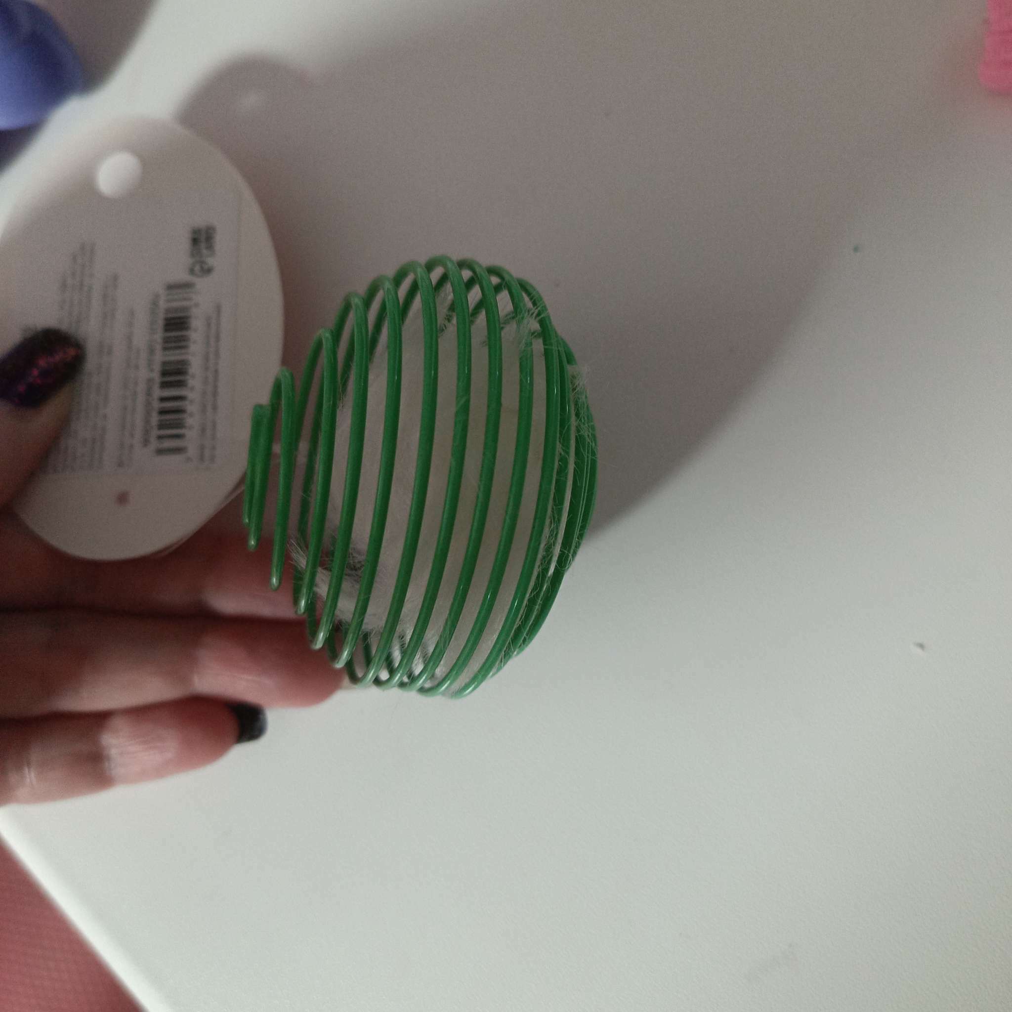 Фотография покупателя товара Игрушка "Мышь в шаре", 7 см, белая/зелёная - Фото 2