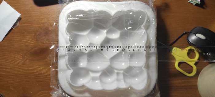 Фотография покупателя товара Форма для муссовых десертов и выпечки Доляна «Воздушные пузыри», 19×19×5,5 см, цвет белый - Фото 5