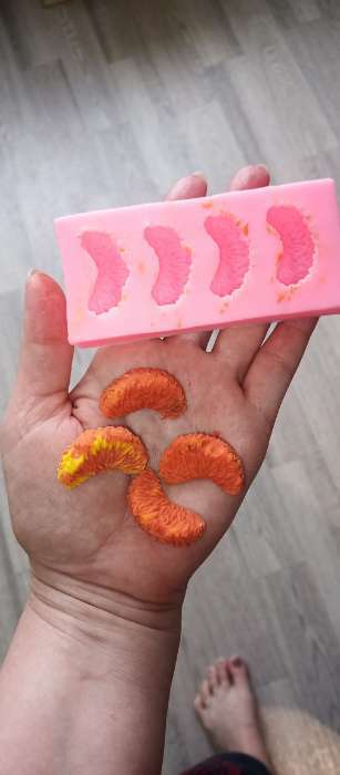 Фотография покупателя товара Молд Доляна «Дольки мандарина», силикон, 11×5×2 см, цвет МИКС - Фото 1