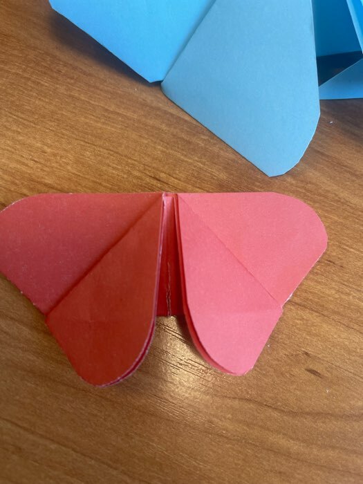 Фотография покупателя товара Бумага цветная для оригами и аппликаций 14 х 14 см, 100 листов, 10 цветов, Calligrata - Фото 5