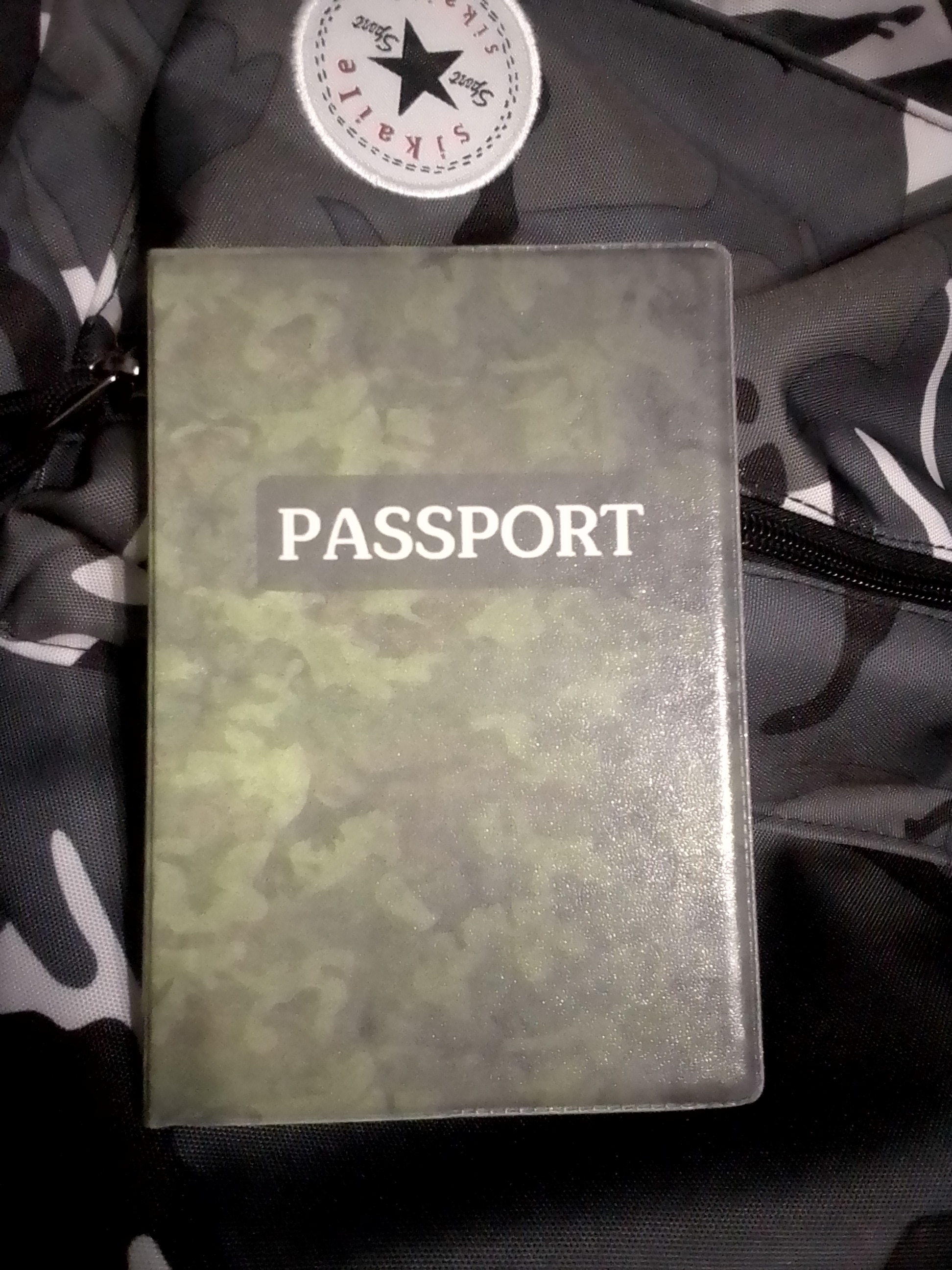 Фотография покупателя товара Обложка для паспорта, цвет зелёный - Фото 2