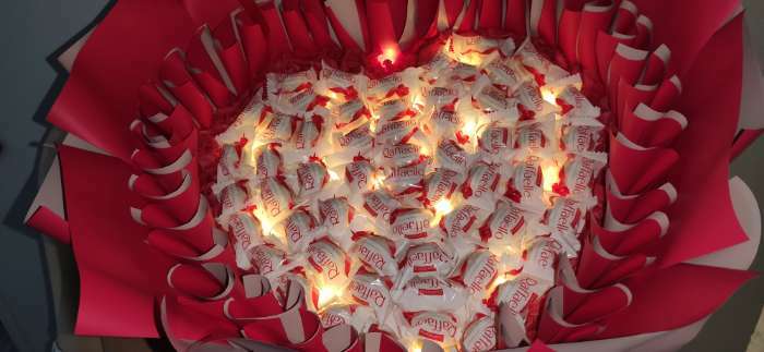 Фотография покупателя товара Пленка матовая для цветов и букетов, красный, пастельный, 0.58×10 м - Фото 8