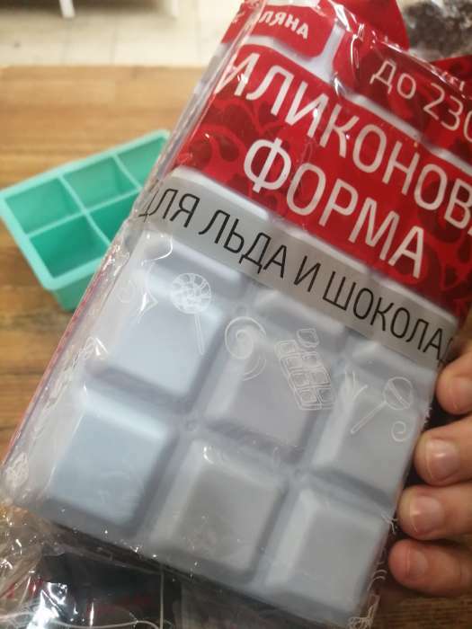 Фотография покупателя товара Форма для льда Доляна «Кубик», силикон, 11,7×18,7×3,4 см, 15 ячеек (3,4×3,4 см), цвет голубой