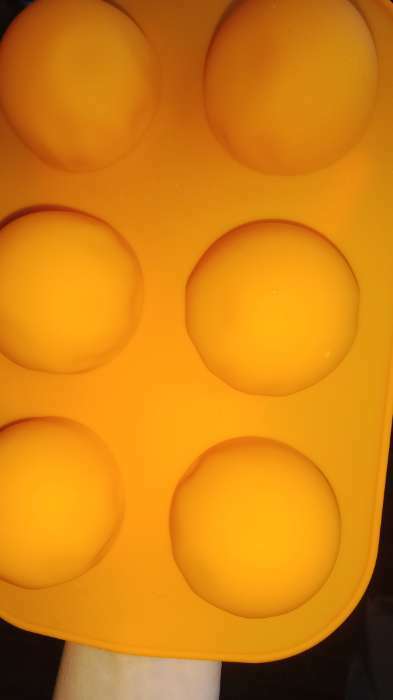 Фотография покупателя товара Форма силиконовая для выпечки Доляна «Шар», 24×16 см, 6 ячеек, d=5,5 см, цвет МИКС - Фото 51