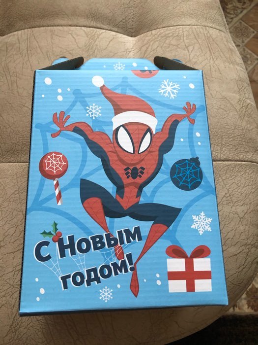 Фотография покупателя товара Коробка подарочная складная "С Новым Годом", Человек-паук, 16 х 21 х 10 см - Фото 1